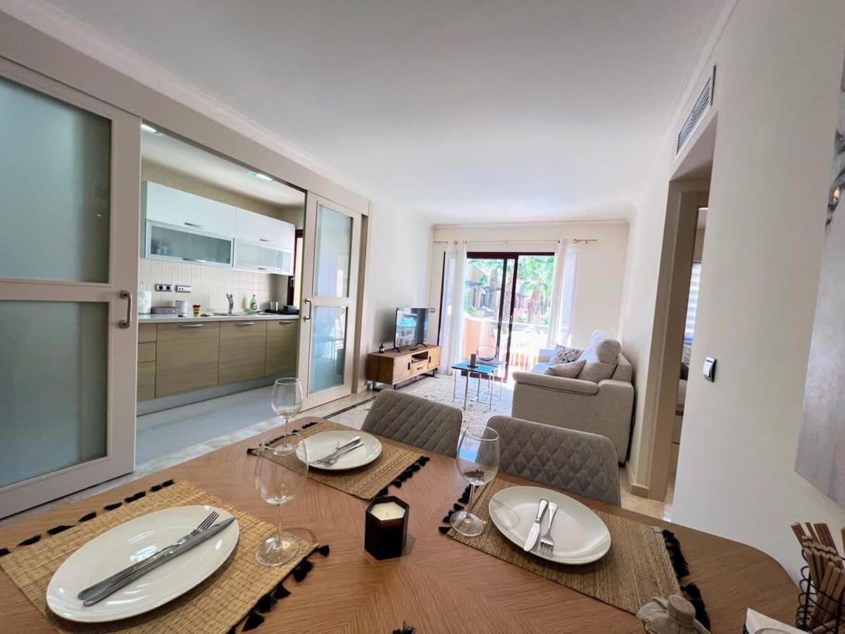 Modern 2 Bedroom Beachside Apartment Nr72 Los Alcázares Buitenkant foto